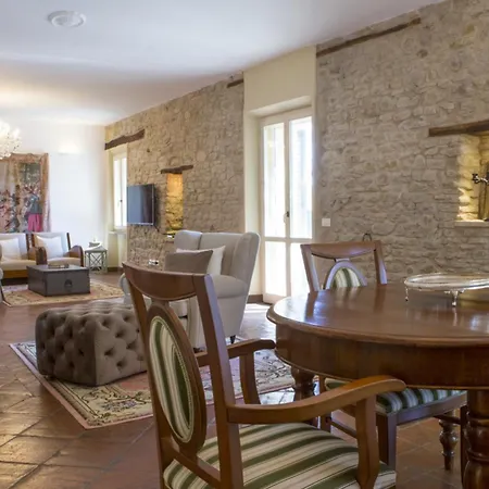 Villa Roncaglia By Mmega Barchi