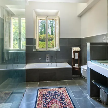 Vila Roncaglia By Mmega